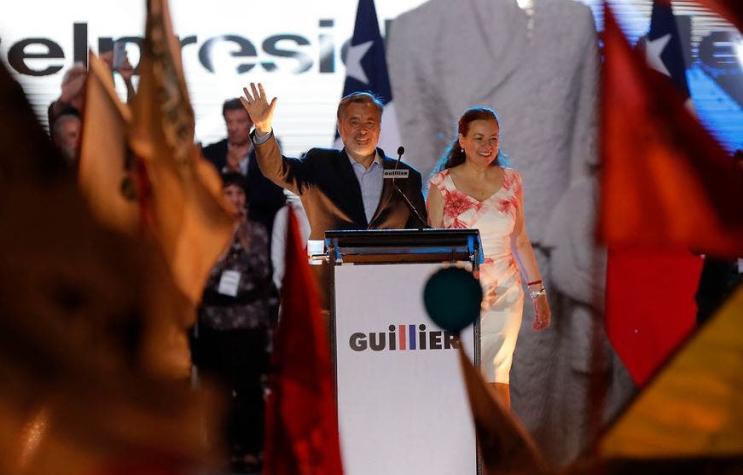 Guillier cierra campaña con 10 ministros y gesto al legado de Bachelet
