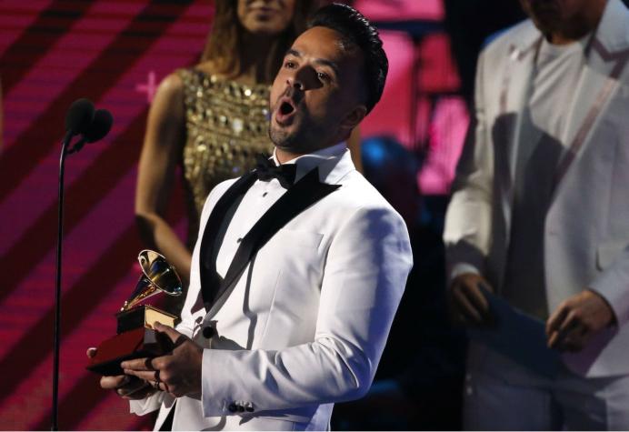 "Despacito" arrasa en el Grammy Latino en una noche que tuvo a Mon Laferte como protagonista