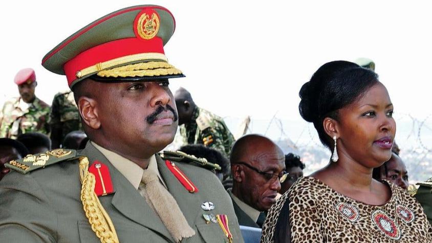 Además de Mugabe en Zimbabue ¿qué dinastías políticas siguen en el poder en los países africanos?