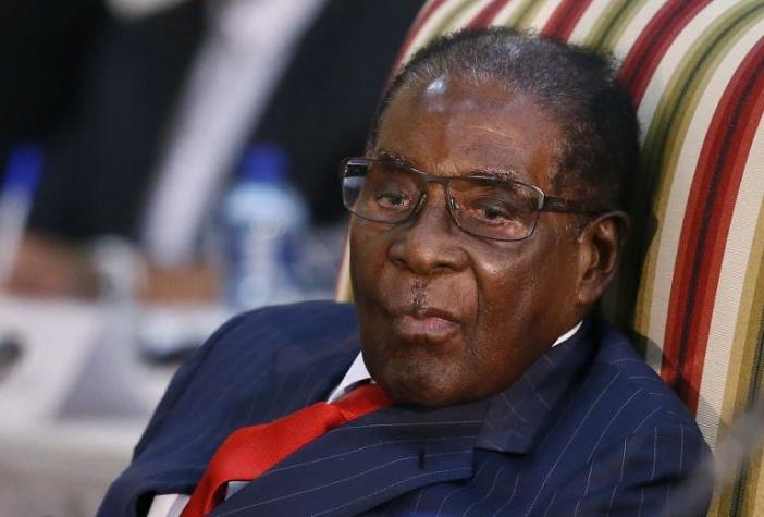 Renuncia el presidente Mugabe en medio de una fuerte crisis institucional en Zimbabue
