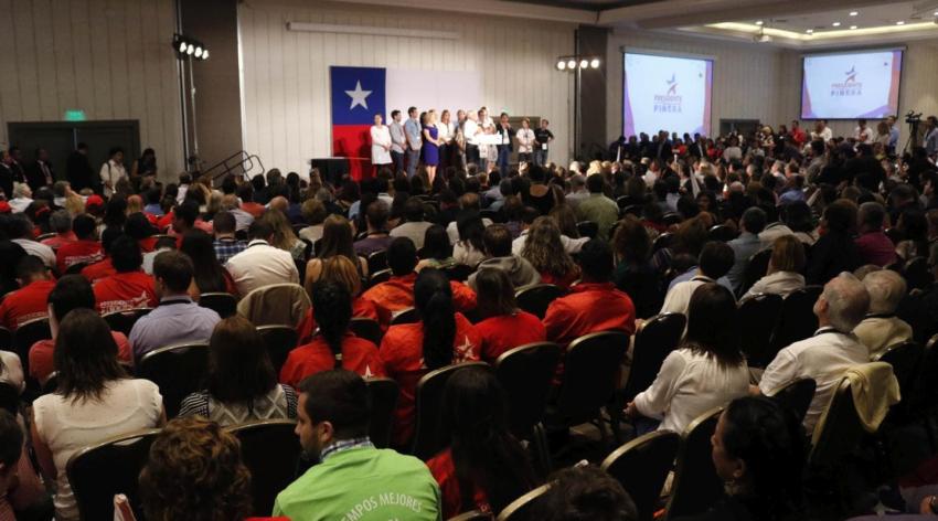 The Economist: Chile entra en "territorio político inexplorado" y Piñera ya no es el gran favorito