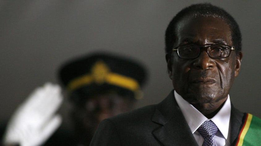 El inesperado final de Mugabe, el héroe de la independencia de Zimbabue