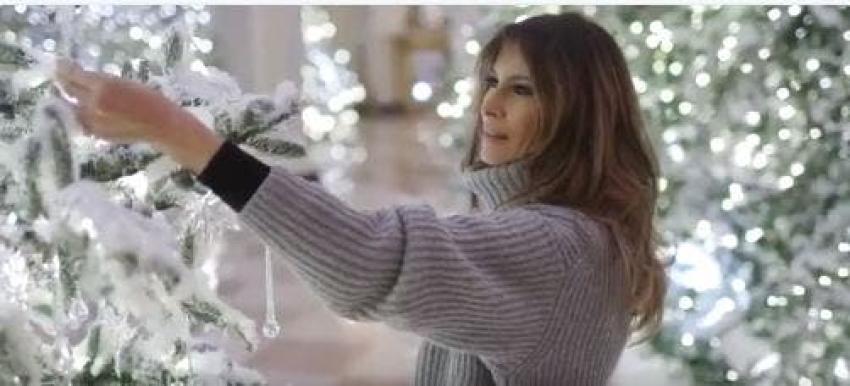 Melania Trump comparte las imágenes de su primera navidad en la Casa Blanca