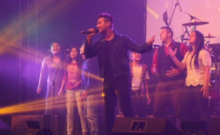 Imitador chileno de Ricky Martin arrasa en importante programa de talentos de Bolivia