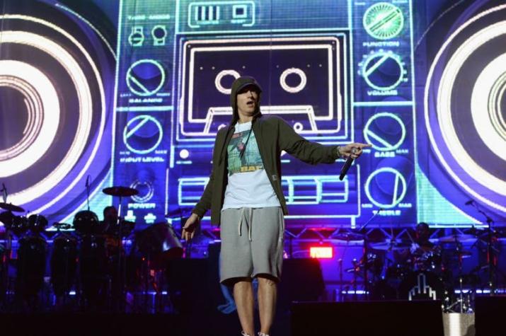 Eminem hace su apuesta más política con "Revival"
