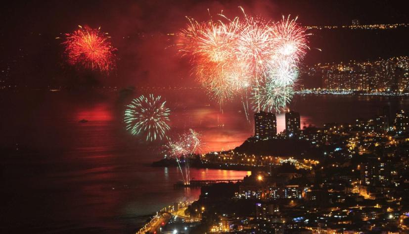 Gran expectación en ensayo general del "Año Nuevo en el mar" en Valparaíso
