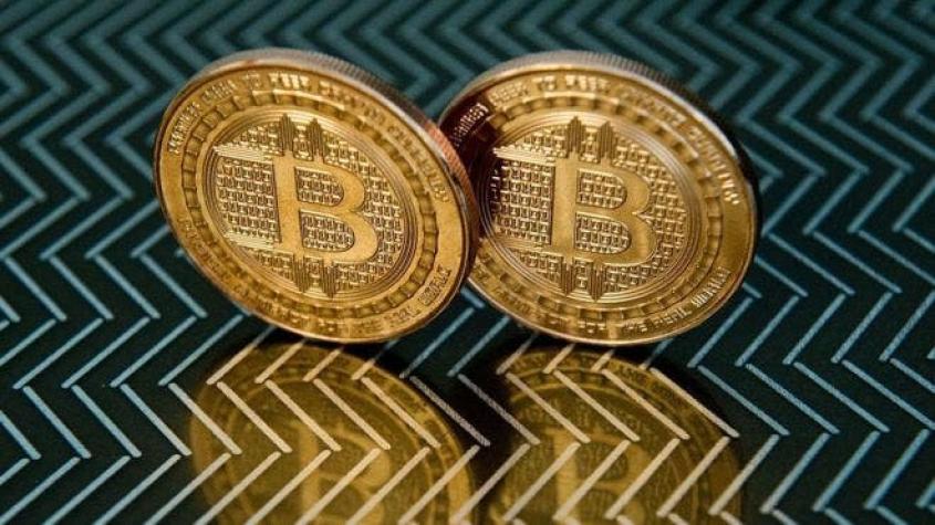 El bitcoin debuta en el mercado mundial a 15.000 dólares la unidad