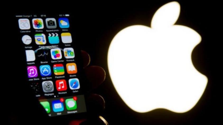 Desaceleración de iPhones lleva a clientes a demandar a Apple