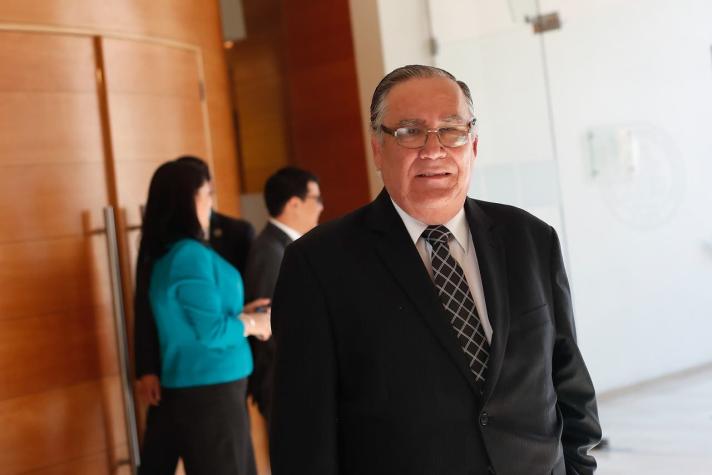 Ministro de Justicia advierte "negociación de orden político" en indulto a Fujimori