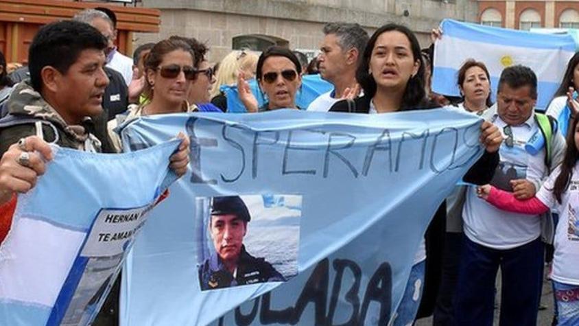 "¡Búsqueda y rescate!": La protesta de los familiares de la tripulación del ARA San Juan