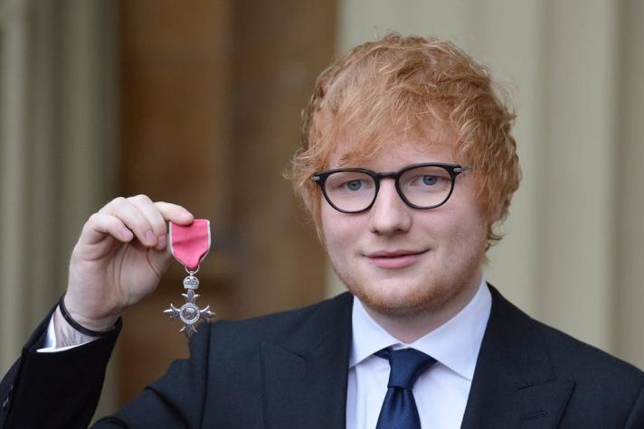 Ed Sheeran recibe la Orden del Imperio Británico