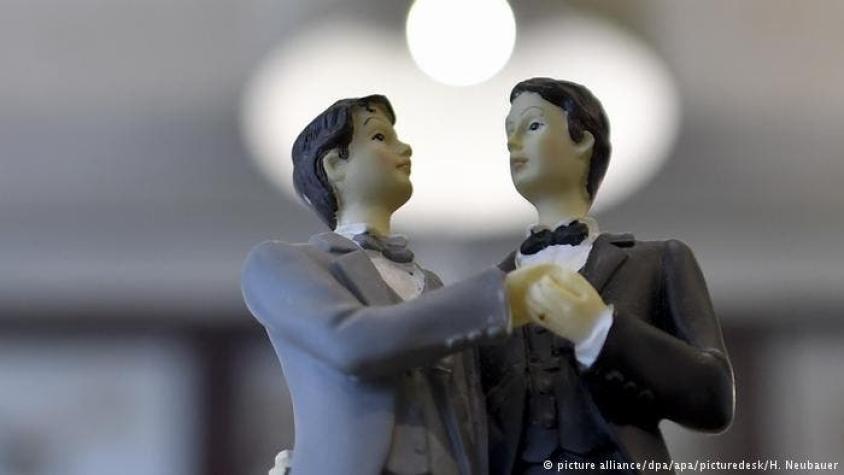 Bermudas se convierte en el primer país del mundo en anular el matrimonio igualitario