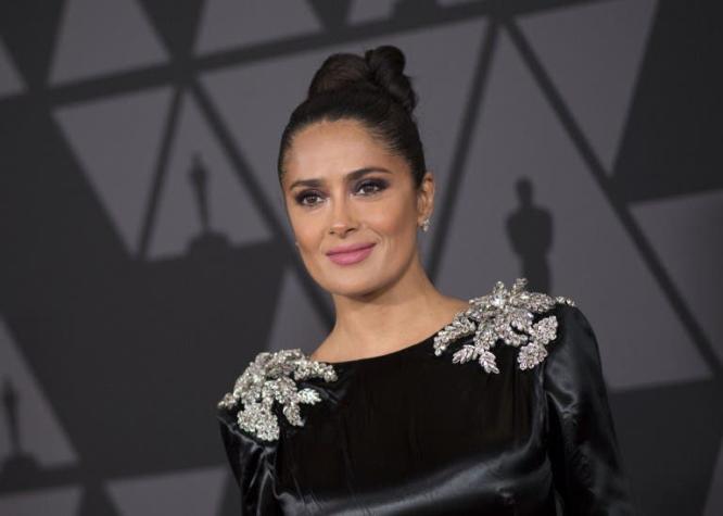 Salma Hayek muestra su cambio de look para nuevo personaje