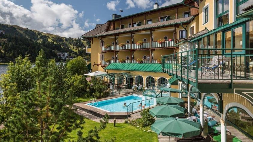 Pasajeros de un hotel de Austria donde se quedaron encerrados cuatro veces por un ciberataque