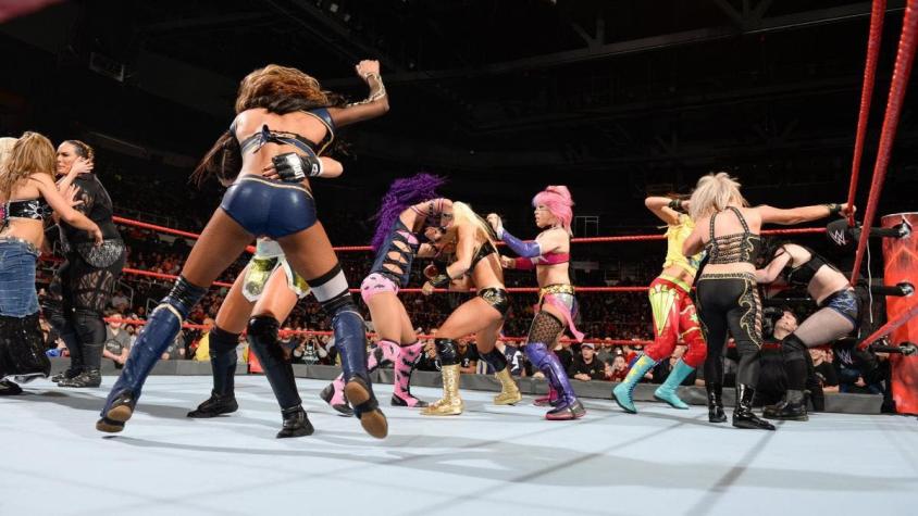 WWE da nuevo pasa hacia la igualdad y anuncia Royal Rumble femenino