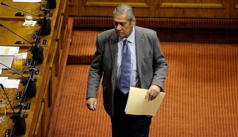 Diputado Meza desata polémica por criticar a matinal tras retraso en sesión del 2 de enero