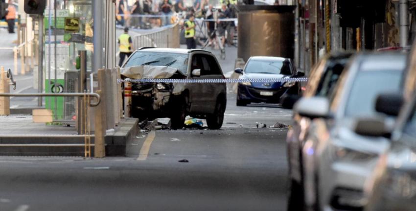 Policía dice que atropello deliberado en Melbourne no puede ser calificado de terrorista "por ahora"