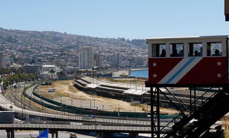 Intendente de Valparaíso lamenta revocación de mall Barón: "Quien pierde es la ciudad"