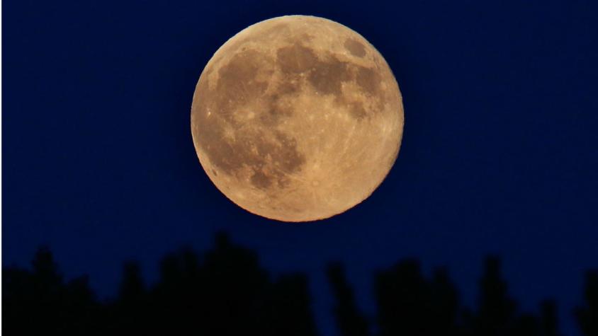 Una "Súper Luna" dará inicio esta noche a los eventos astronómicos del 2018