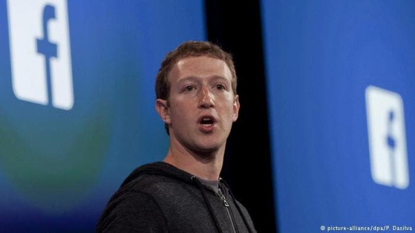 Tuit con planes de cambios en Facebook le hacen perder US$2.900 millones a Zuckerberg