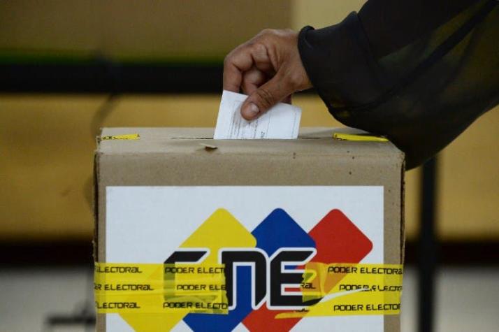 Oposición de Venezuela propone elecciones en el primer semestre