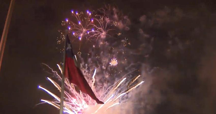 [VIDEO] Así se celebró el Año Nuevo en Santiago