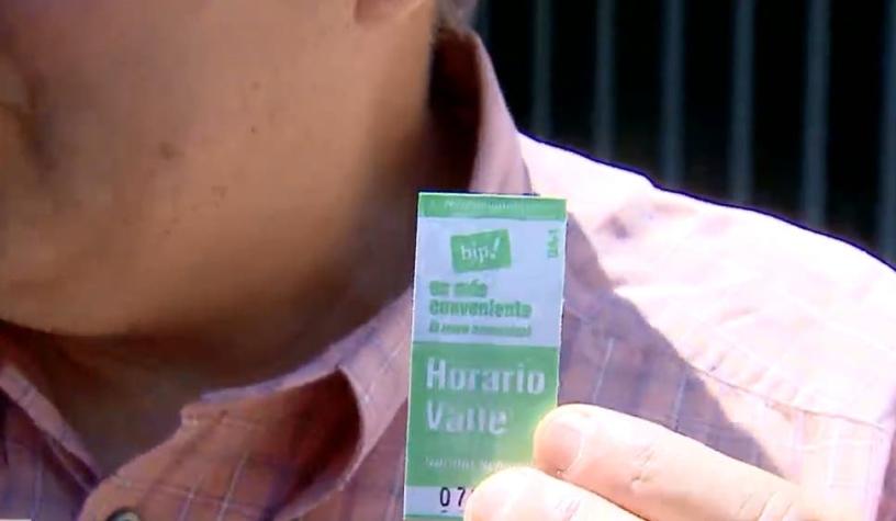 [VIDEO] Primer día sin venta de boletos en el Metro de Santiago