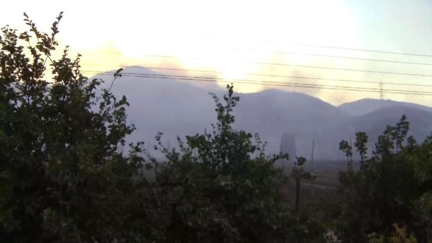 Corte de luz en zona sur de Santiago fue provocado por incendio forestal