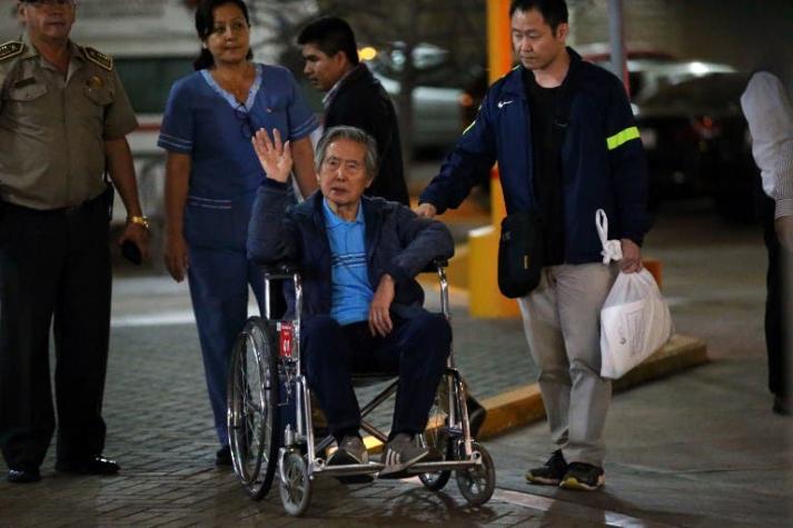 Alberto Fujimori deja la clínica y queda en libertad tras polémico indulto