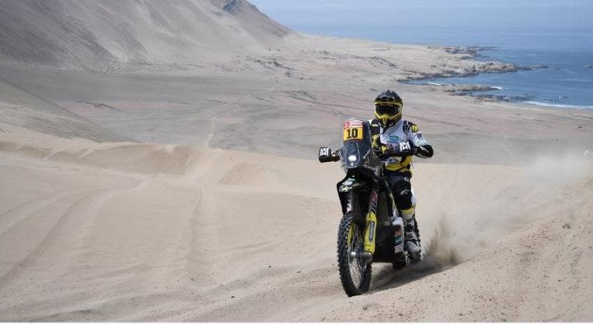 Pese a ceder tiempo en la etapa, Quintanilla sube al tercer puesto en el Dakar