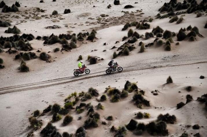 Novena etapa del Dakar prevista para el lunes es anulada por mal tiempo