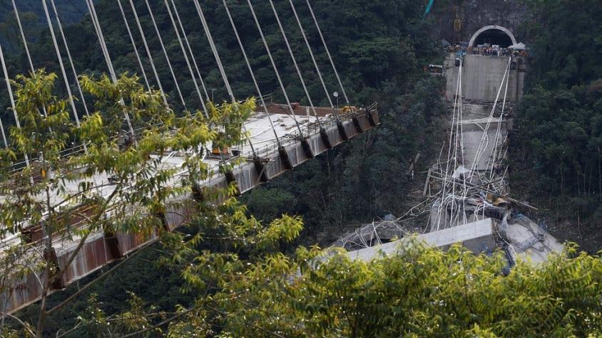 Al menos 10 muertos en Colombia por el colapso de un puente recién inaugurado cerca de Bogotá