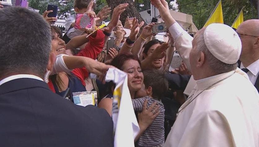 [VIDEO] Así esperaron al Papa sus fieles en Chile