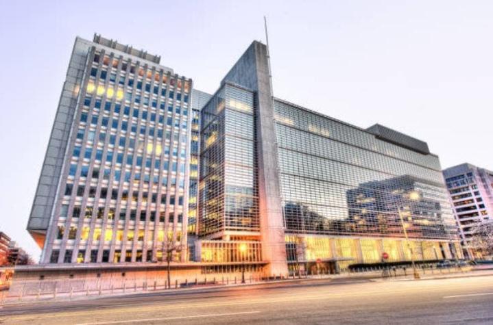 Banco Mundial desacredita a Paul Romer y reafirma posición de Chile en ranking de competitividad