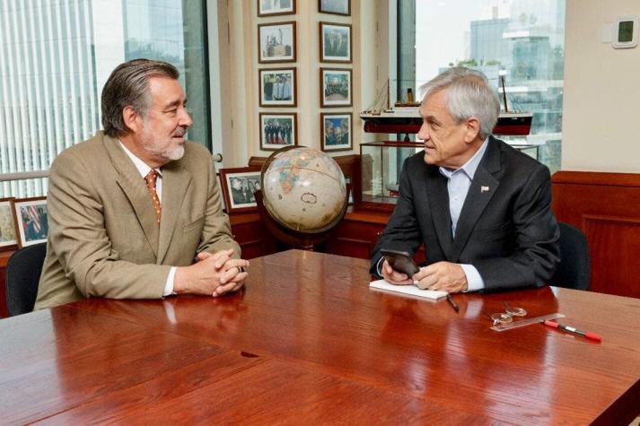 Guillier se reúne con Piñera y enfatiza necesidad de una "oposición colaborativa"