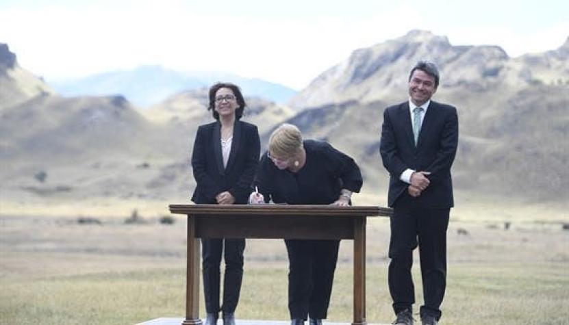 Bachelet firma decretos para la creación de Red de Parques Nacionales de la Patagonia