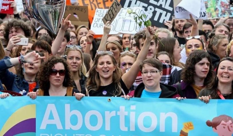 Irlanda celebrará referéndum sobre el aborto a finales de mayo