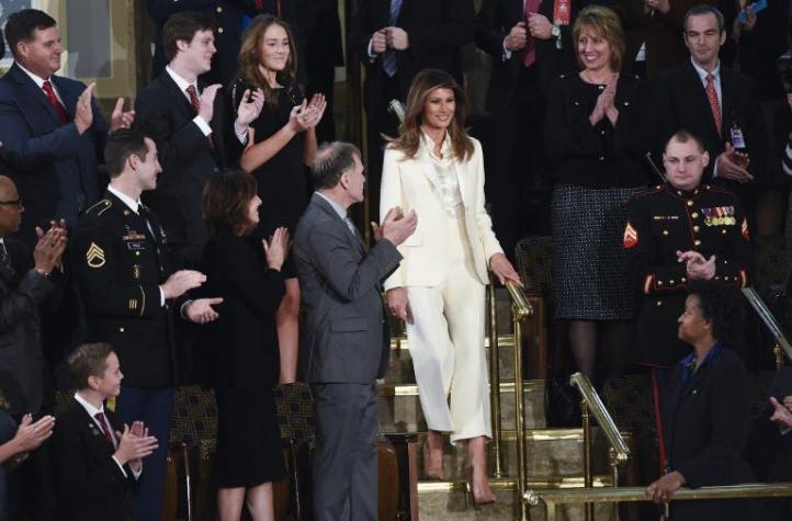 Melania Trump sacó aplausos en su llegada al discurso sobre el Estado de la Unión