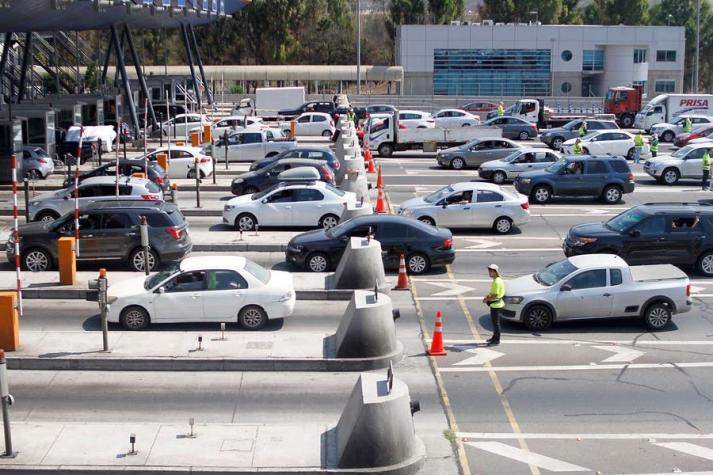 Se estima que 300 mil vehículos regresarán a Santiago este fin de semana