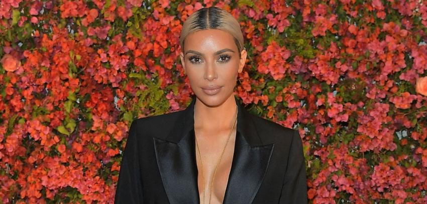 Kim Kardashian publica la primera fotografía su tercera hija