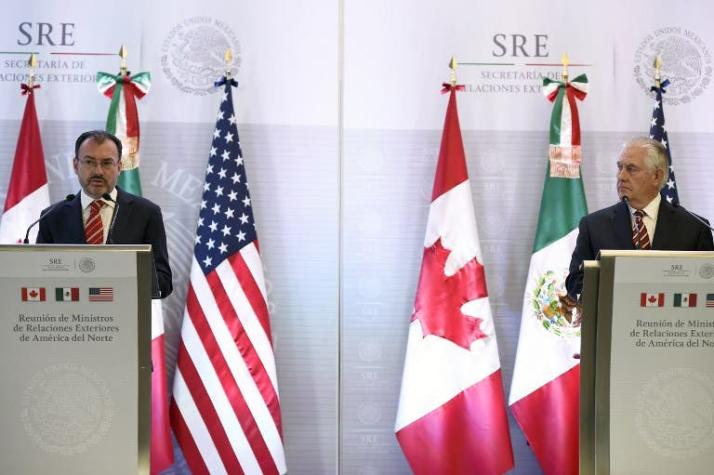 México y EE.UU. celebran renovada estrategia contra drogas y armas