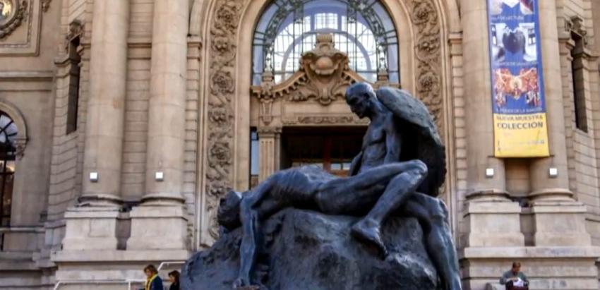 [VIDEO] Dañan escultura del Museo de Bellas Artes