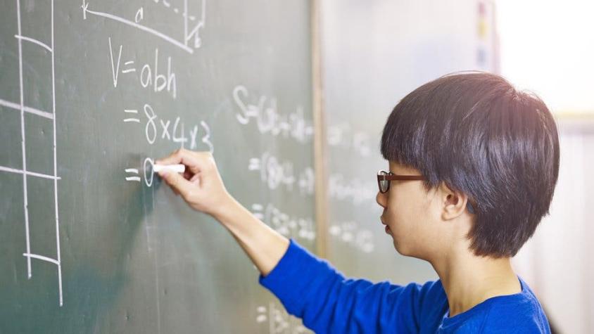 Cómo es el "Método Singapur" con el que Jeff Bezos les ha enseñado matemáticas a sus hijos