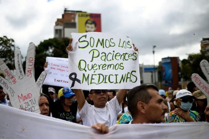 Pacientes crónicos venezolanos claman por fármacos: "Es una condena de muerte"