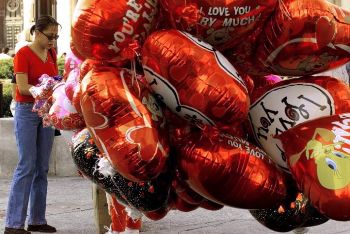 Pakistán prohibie el festejo de San Valentín