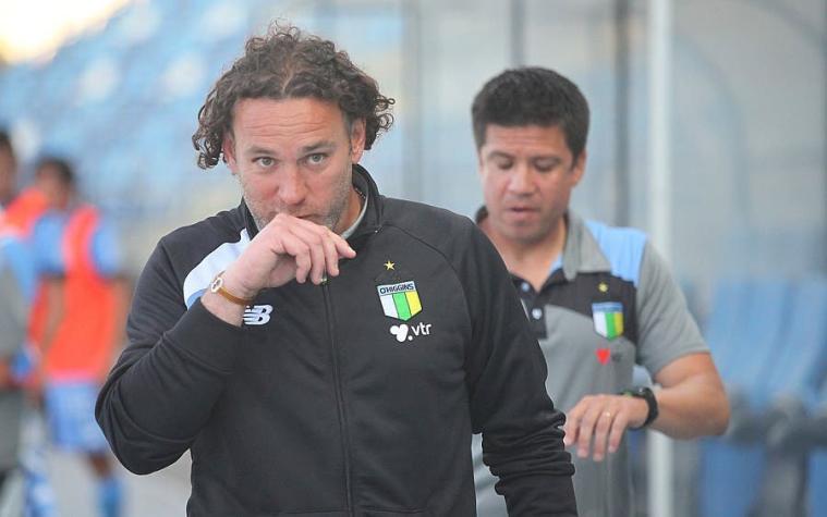 Milito elogia a Valdivia: “Me hace recordar a Riquelme por cómo entiende el juego”