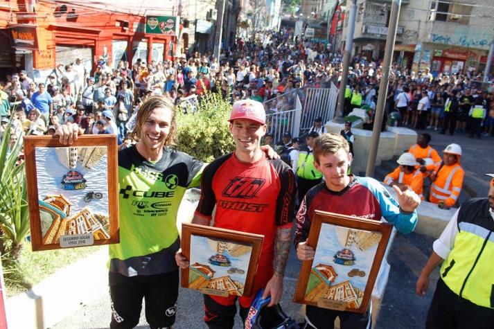 [VIDEO] La impresionante carrera del ganador del Valparaíso Cerro Abajo