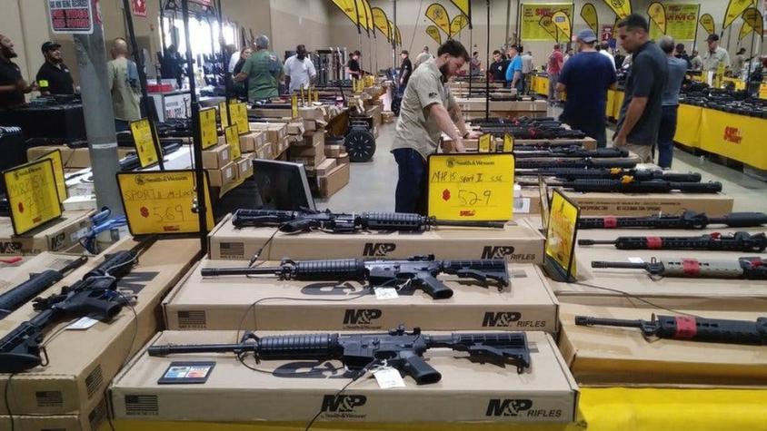 Florida celebra su gran feria de armas tres días después de la matanza
