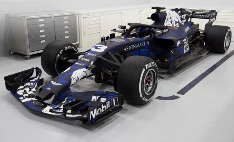 Red Bull ofrece las primeras imágenes de su monoplaza RB14