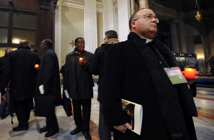 Caso Barros: Scicluna inicia ronda de entrevistas e Iglesia asegura que "no es un juicio"